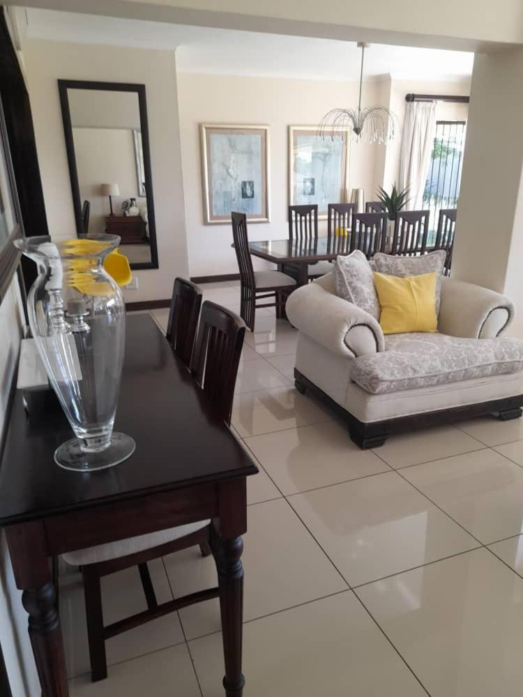 The Ridge Bnb Manzini Bagian luar foto